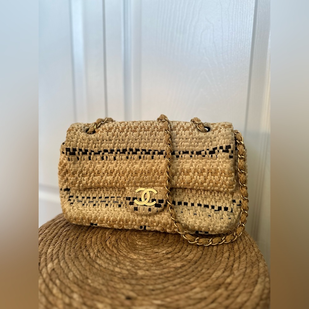 Vintage Chanel tweed woven hand bag